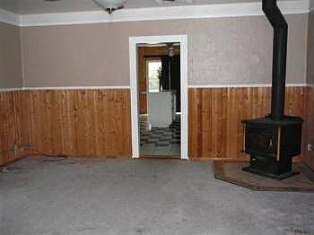 2nd image of 402 Almond St