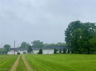 36889 Capel Rd, Grafton, OH 44044