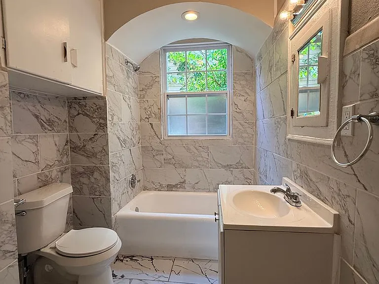 168 S Panama St — Photo 4