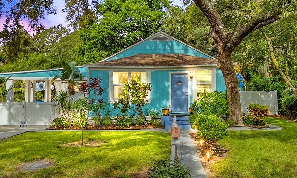 1st image of 7704 N HIGHLAND AVENUE