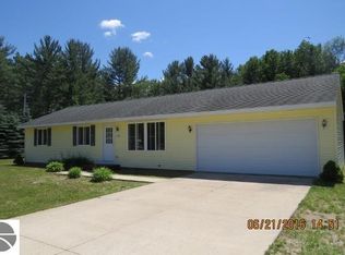 308 Oak St, Bellaire, MI 49615