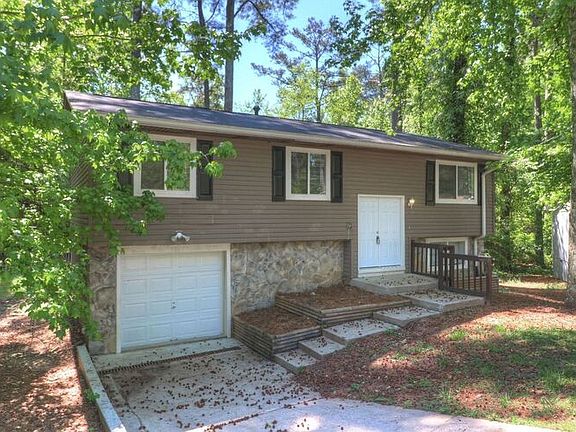 2nd image of 2347 Cherokee Valley Dr