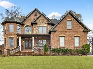 820 Cramac Dr, Lawrenceville, GA 30046