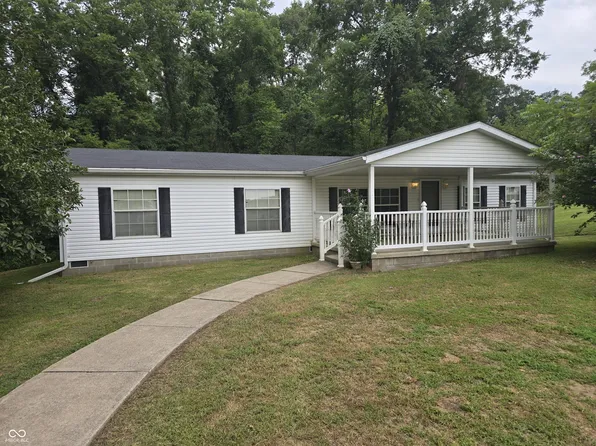 7472 Stogsdill Rd, Bloomington, IN 47404