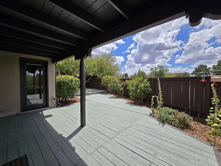 2874 Plaza Amarilla — Photo 25