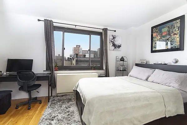 Rented by REAL New York | media 38