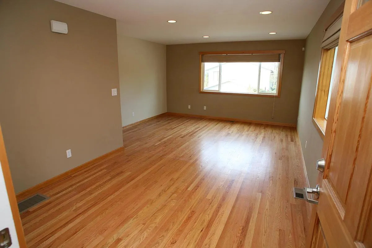 2 bed, 2.5 bath, 1280 sqft, $3,295 — Photo 3
