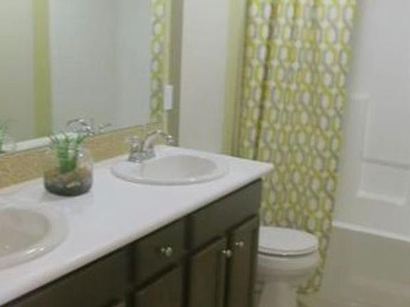 5th image of 40970 Belleray Ave