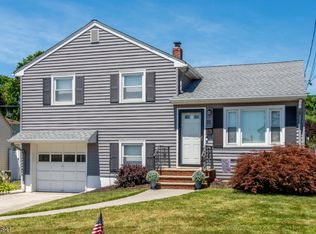 23 Crestwood Ave, Belleville, NJ 07109