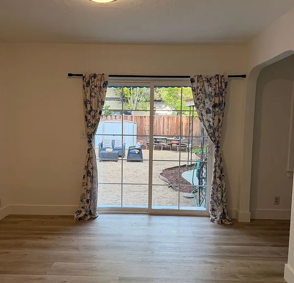 365 Cherry St — Photo 8
