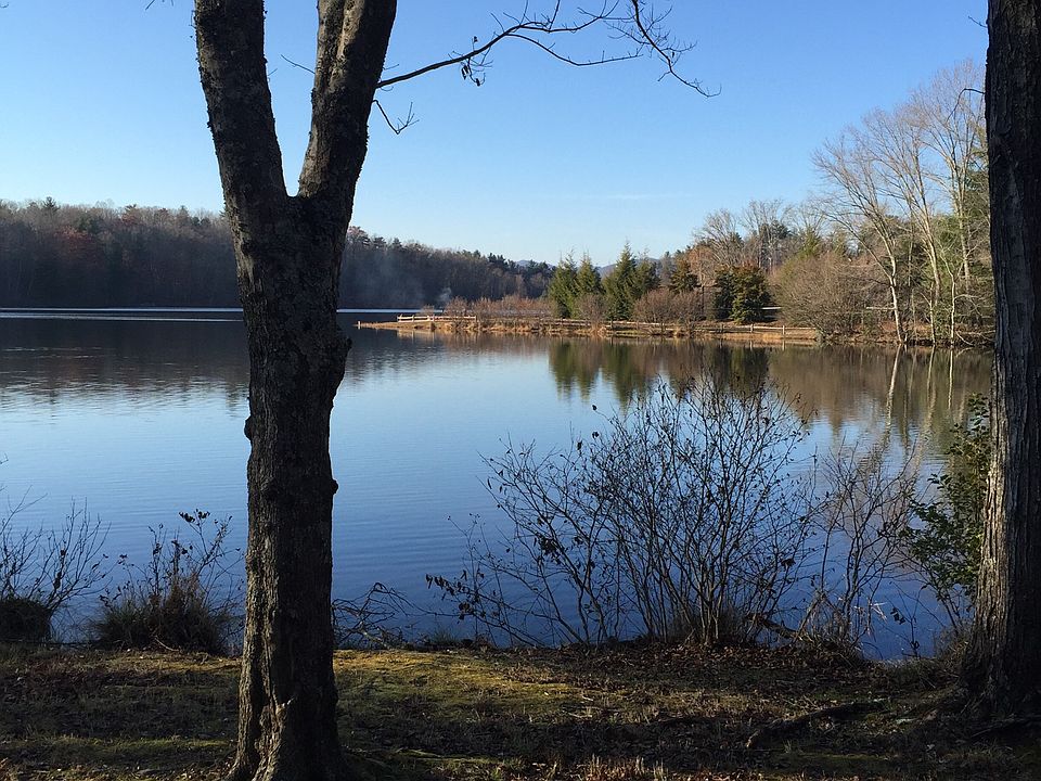 1st image of 116 Lake Dr