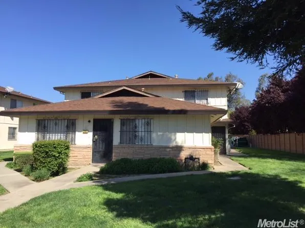 2911 Toyon Dr Unit 3, Stockton, CA 95203