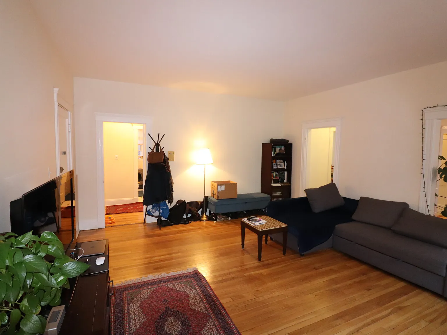 2 bed, 1.0 bath, $3,750 — Photo 3