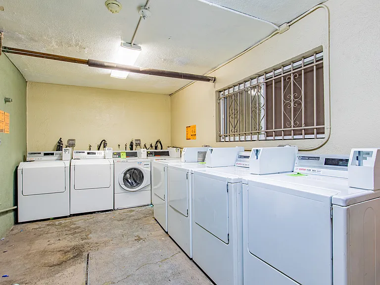 9212 Somerset Blvd #2 — Photo 8