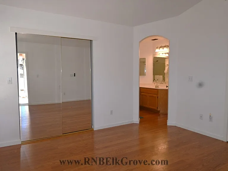 9142 Eastpointe Ct — Photo 18