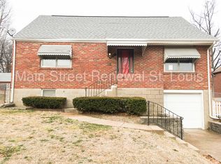 8647 Belhaven Dr, Saint Louis, MO 63114