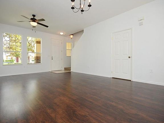 3rd image of 14462 Prunningwood Pl