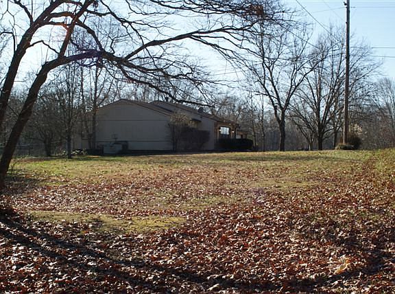 2nd image of 3375 Norfolk Dr