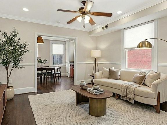 5th image of 1264 Penn St NE