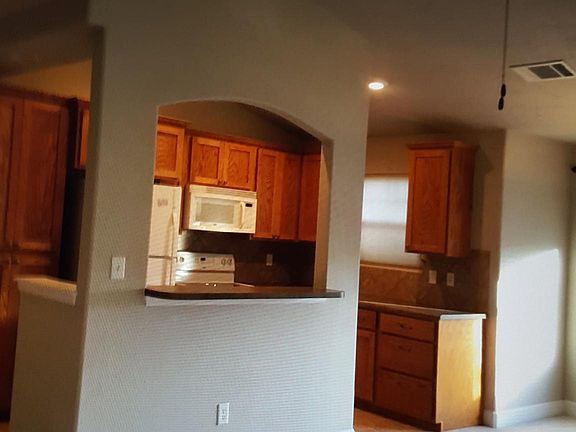 3rd image of 5775 29th St Unit 709