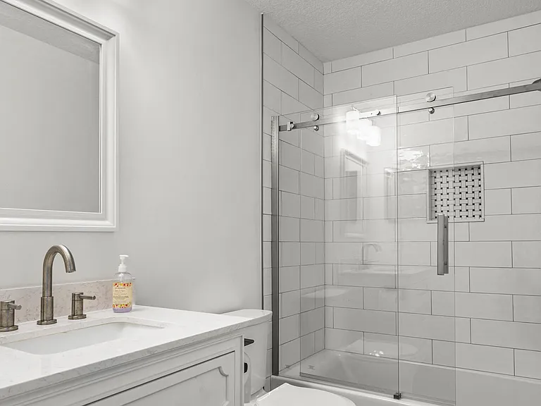 8621 Goodbys Trace Dr — Photo 13