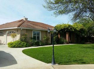 19351 Carnegie Ct, Redding, CA 96003