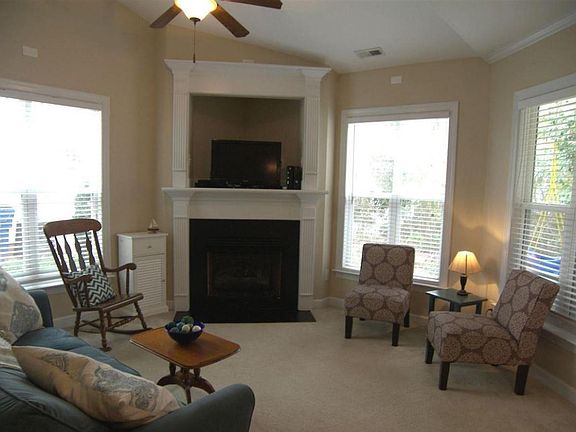 Main room with gas fireplace
