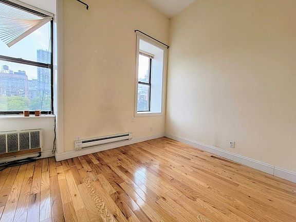 5th image of 307 E 37th St #U