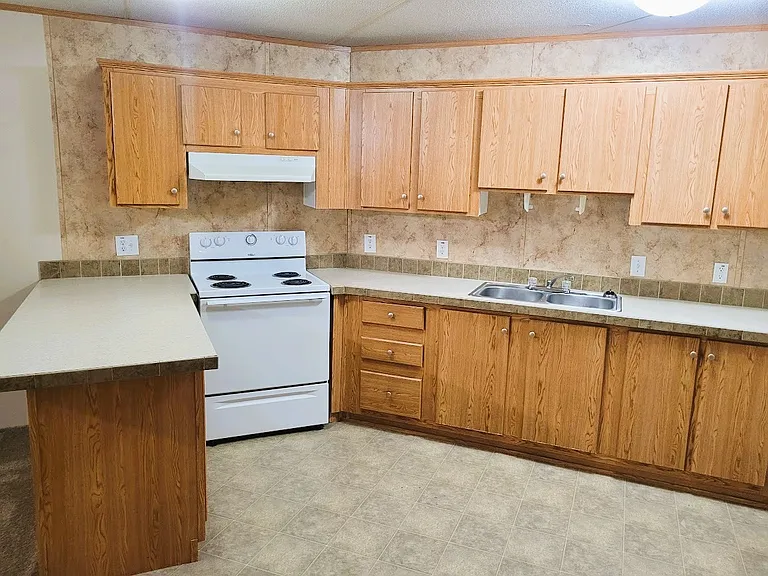 54 Cannon Dr — Photo 15