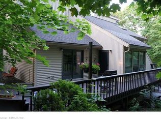 54 Bittersweet Ln, Berlin, CT 06037