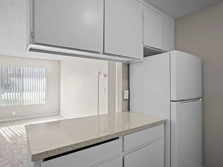 2433 Country Club Blvd — Photo 14