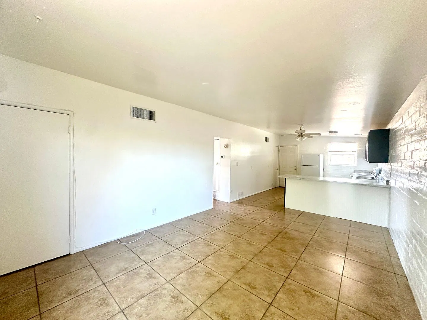 The Derby Apartments — Photo 2