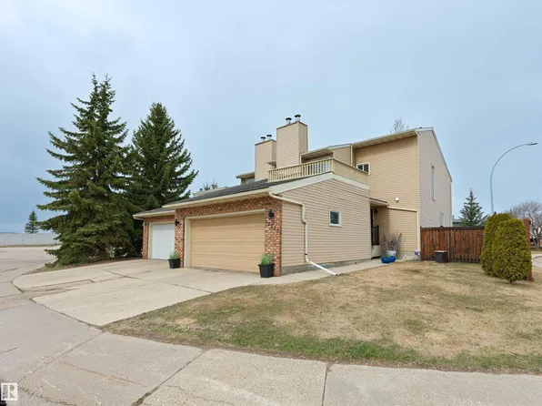 12335 25th Ave NW, Edmonton, AB T6J 4S7