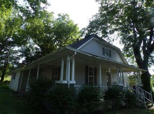 316 S Military St, Loretto, TN 38469