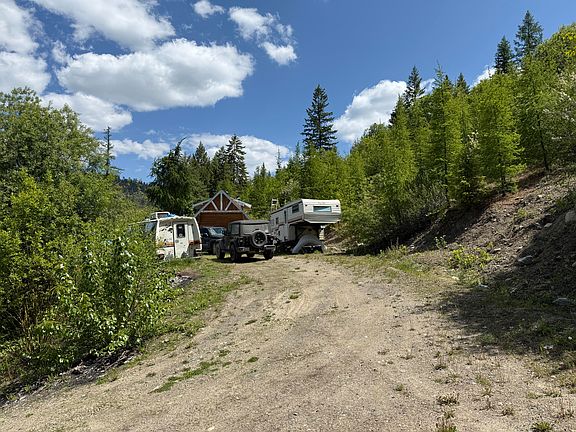 14th image of 3774C Daisy Mine Rd
