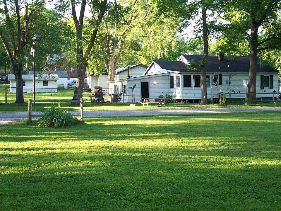 2nd image of 10115 Bon Oak Dr