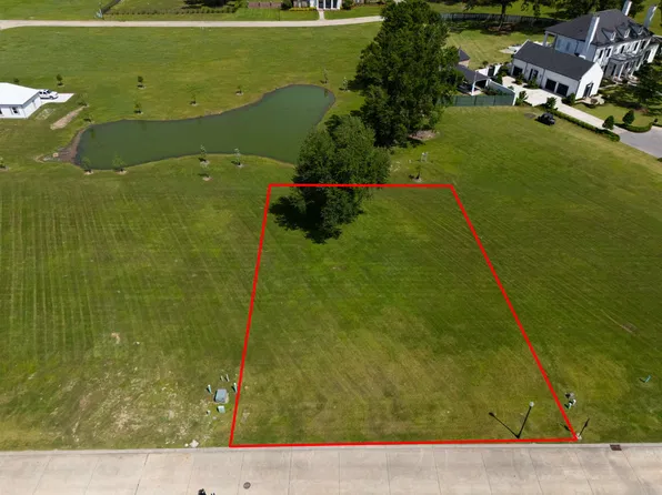 465 Sweet Grass Loop, Thibodaux, LA 70301