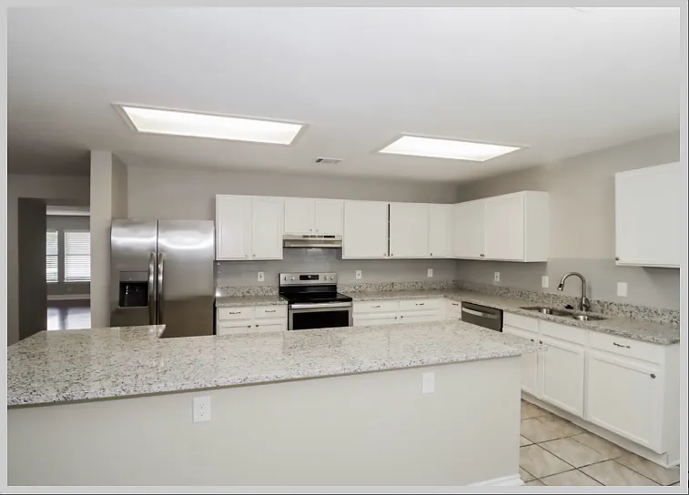 1406 Comfort St — Photo 5