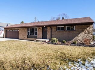 5137 Birch Creek Ln, Racine, WI 53402