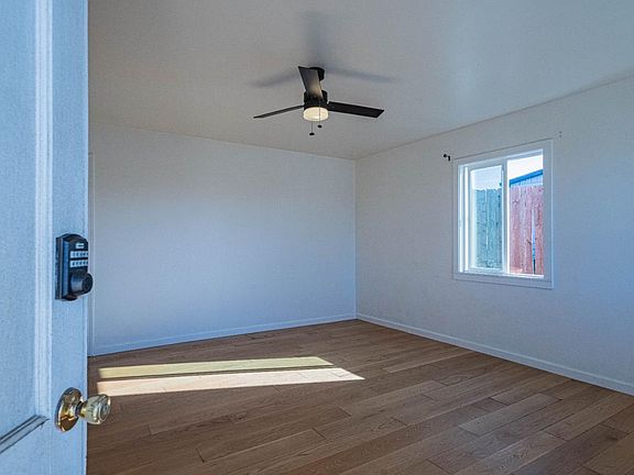 5th image of 1740 Judson St