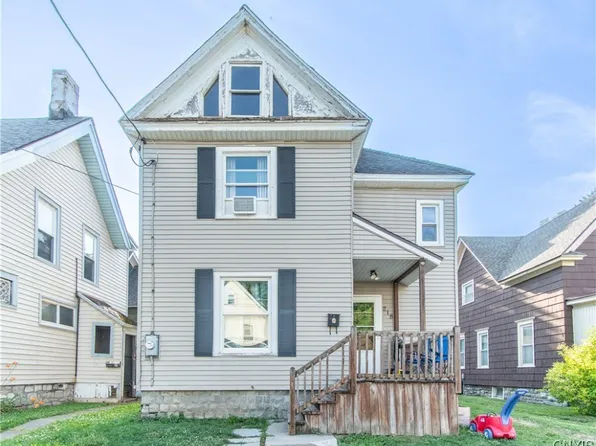 218 S Rutland St, Watertown, NY 13601