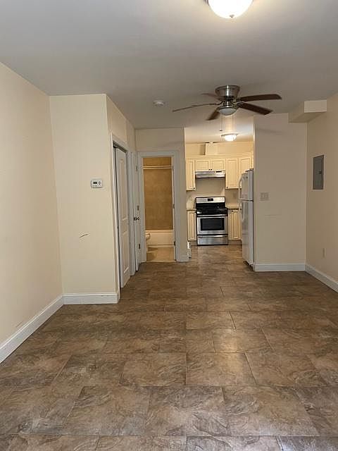 1st image of 109 Madsen Ave #2
