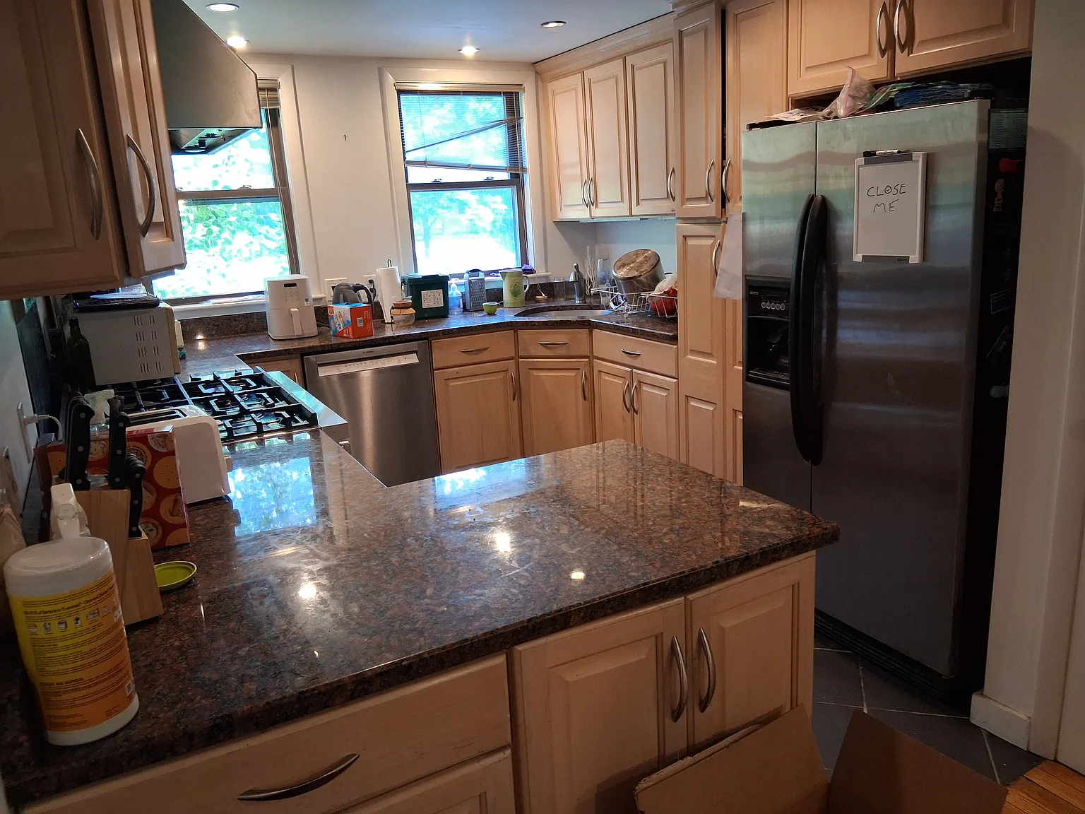 4 bed, 1144 sqft, $5,000 — Photo 4