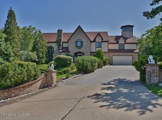 3 William Dr, Scranton, PA 18505