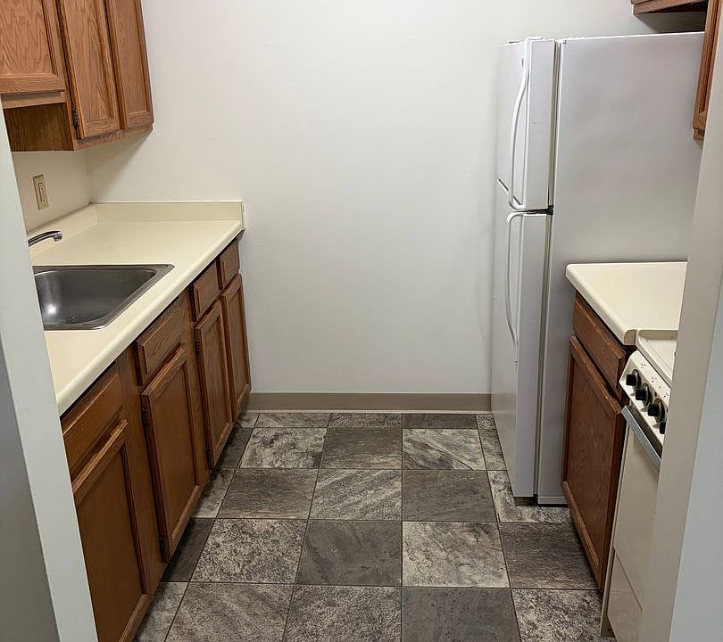 1st image of 1045 East St #208