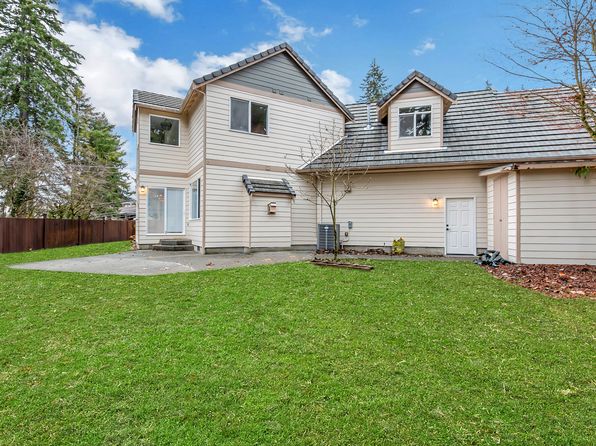 6927 76th Street Ct E, Puyallup, WA 98371