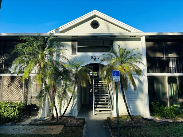 933 NE 199th St APT 107, Miami, FL 33179