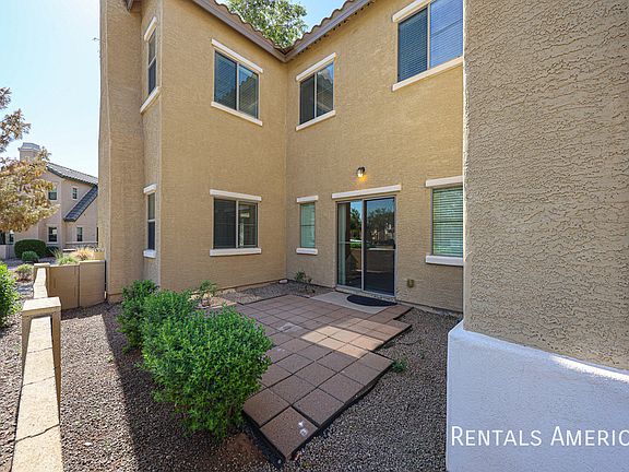 3rd image of 14103 W Country Gables Dr