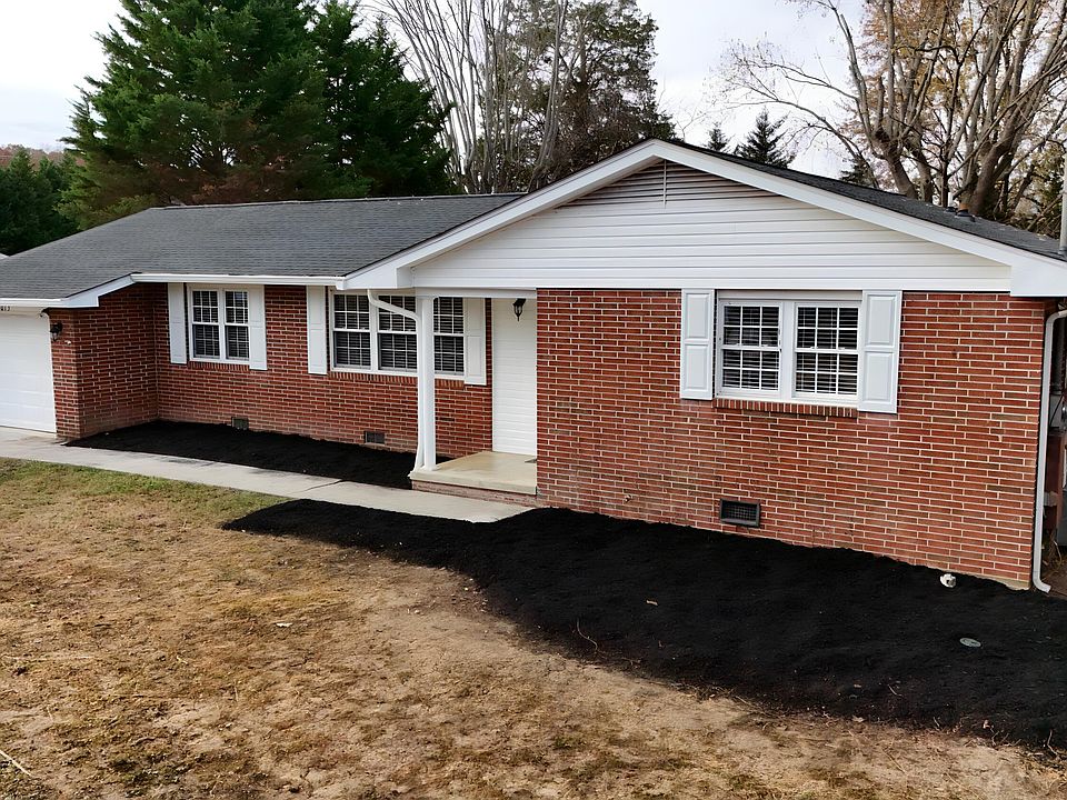 1st image of 5013 Fieldcrest Ln