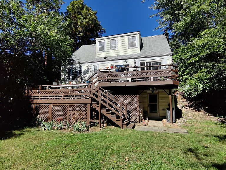 2416 S Culpeper St — Photo 24